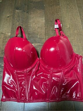 NWT Victoria's Secret Shiny Red Push-Up Bustier Bra